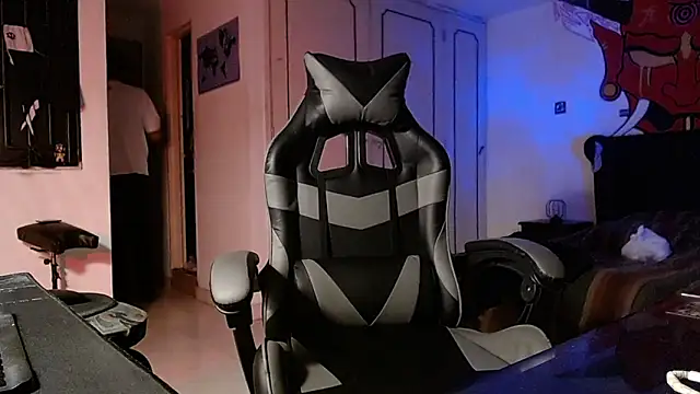 malek xarx  online show from 03-12-26, 03:12