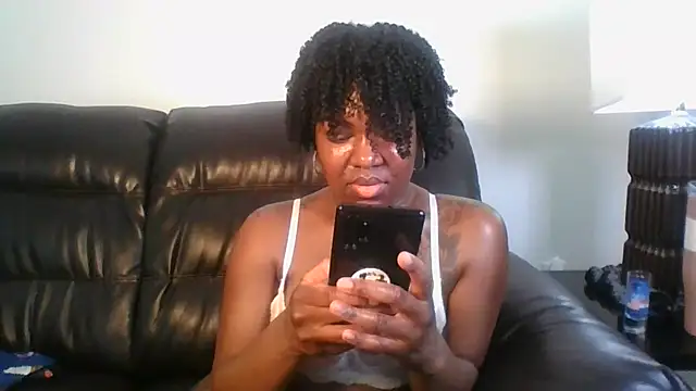 Snapshot of Raqui_x053 chatting on 07-03-26, 11:55 Raqui x053 online show from 07-03-26, 11:55
