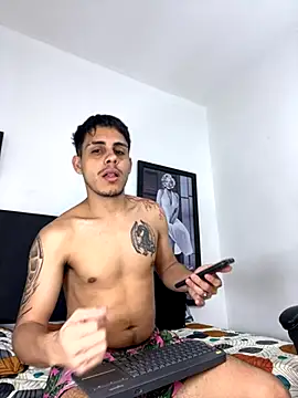 Luke Stone online show from 11-28-25, 09:28