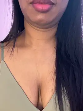 Snapshot of tamil_Aarathi chatting on 04-19-26, 06:21 tamil Aarathi online show from 04-19-26, 06:21