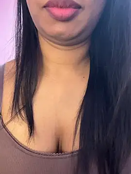 Snapshot of tamil_Aarathi chatting on 04-22-26, 04:52 tamil Aarathi online show from 04-22-26, 04:52