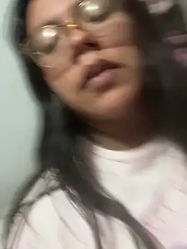 Snapshot of karysweetbeaury chatting on 04-11-26, 08:18 karysweetbeaury online show from 04-11-26, 08:18