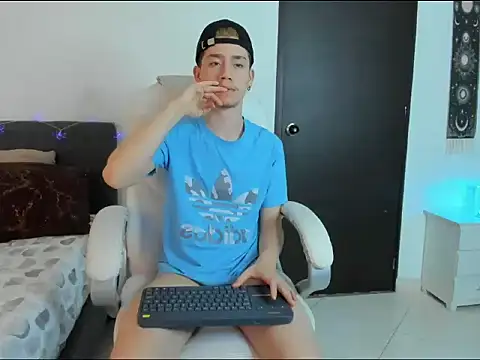 ThiagooJames online show from 02-22-26, 07:19