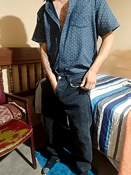 Snapshot of Single_lagunero chatting on 05-14-26, 08:32 Single lagunero online show from 05-14-26, 08:32