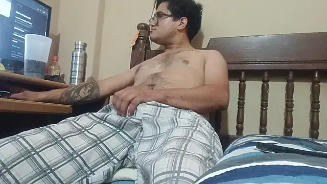 Snapshot of Single_lagunero chatting on 07-05-26, 07:43 Single lagunero online show from 07-05-26, 07:43
