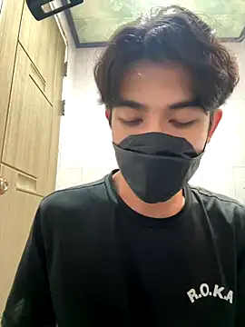 SongJinWoo007 online show from 10-04-25, 12:52