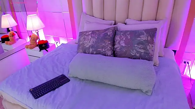 MaddieParker online show from 01-17-26, 08:01