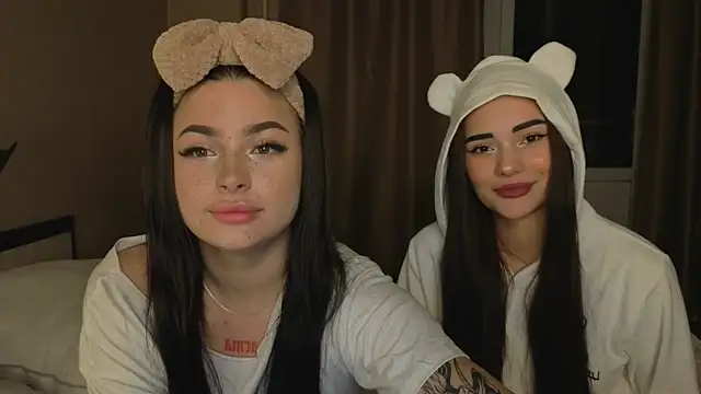 honey     bunny online show from 09-21-25, 03:35