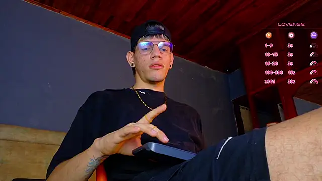 david huge online show from 11-16-25, 01:33