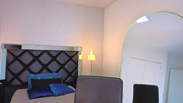 ryo light online show from 10-02-25, 08:27