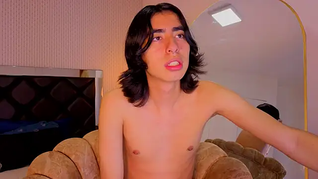 ryo light online show from 11-24-25, 09:36