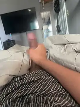 Snapshot of mikyng chatting on 03-11-26, 02:56 mikyng online show from 03-11-26, 02:56