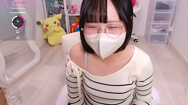 Snapshot of chii_chan_o0 chatting on 05-26-26, 10:11 chii chan o0 online show from 05-26-26, 10:11