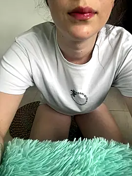 Megan colsom online show from 11-27-25, 03:03