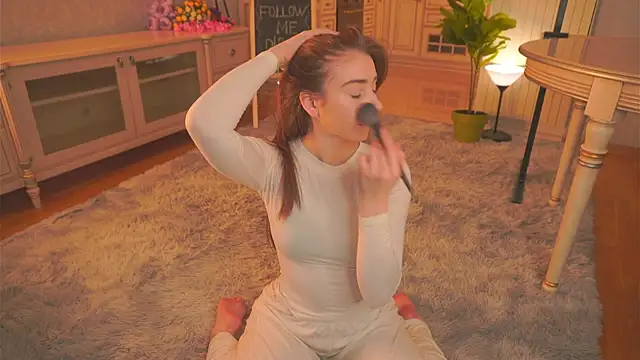 EadlinGillim online show from 04-20-26, 03:42