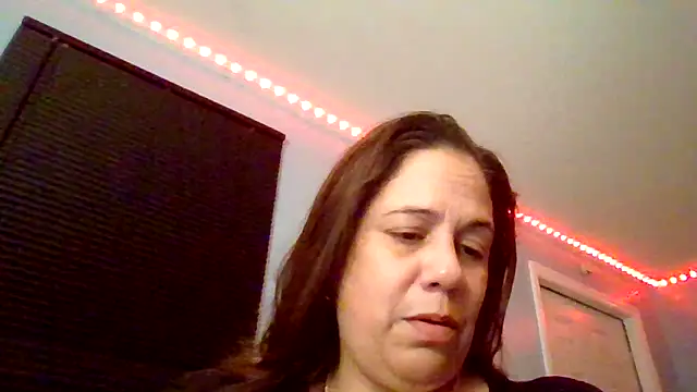 PrettyKittyMia online show from 01-08-26, 05:21