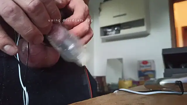 Snapshot of Thompsen1992 chatting on 10-26-25, 10:43 Thompsen1992 online show from 10-26-25, 10:43