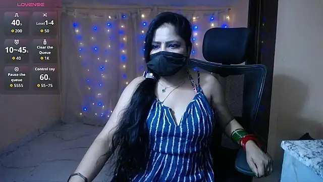 Snapshot of Divvya_ chatting on 05-16-26, 07:45 Divvya online show from 05-16-26, 07:45