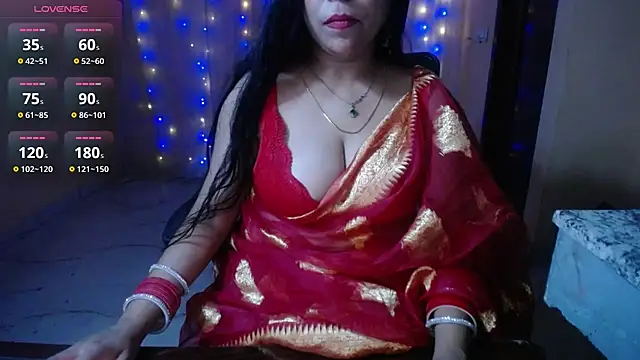 Snapshot of Divvya_ chatting on 05-18-26, 07:31 Divvya online show from 05-18-26, 07:31