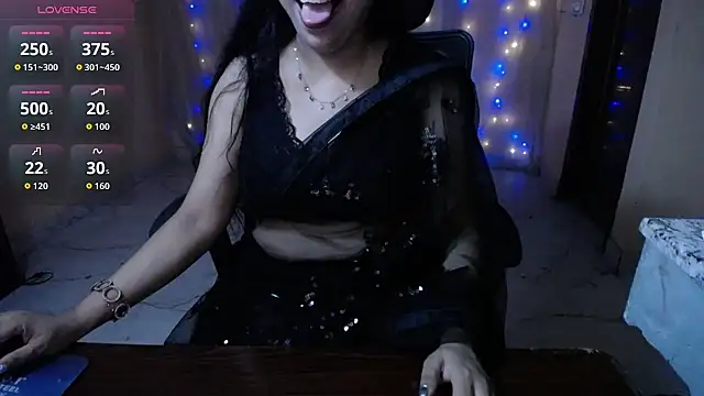 Snapshot of Divvya_ chatting on 07-03-26, 07:20 Divvya online show from 07-03-26, 07:20
