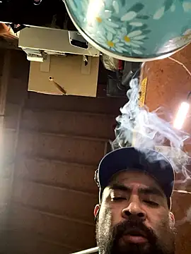 Snapshot of Jonathanfrom420 chatting on 01-13-26, 12:10 Jonathanfrom420 online show from 01-13-26, 12:10