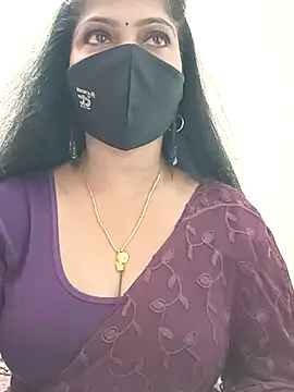 shivani27 online show from 04-30-26, 08:42