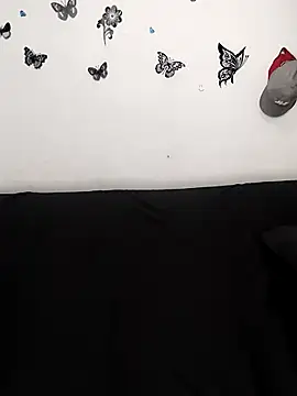 AntonelaMorriz online show from 12-18-25, 07:47