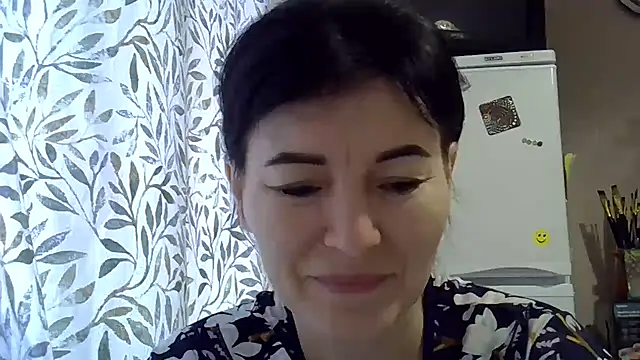 Krystal 82 online show from 12-03-25, 08:34