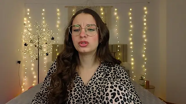 Real cutie1 online show from 01-19-26, 01:37