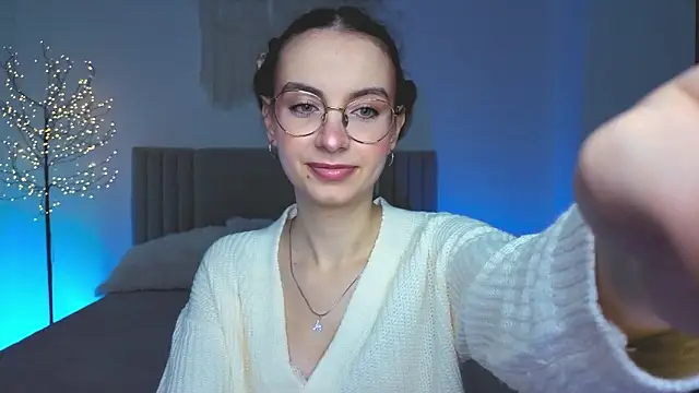 Real cutie1 online show from 03-23-26, 02:54