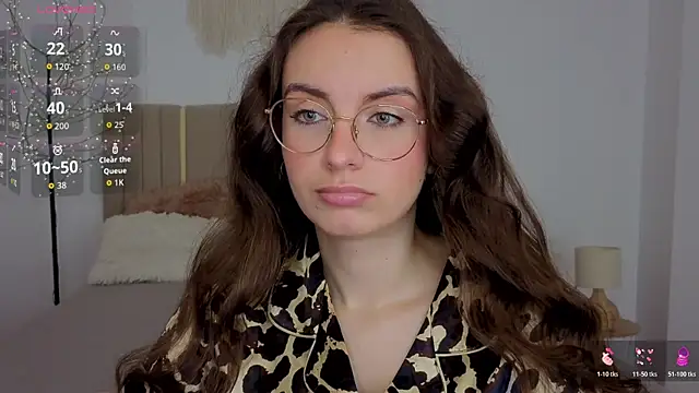 Real cutie1 online show from 07-17-26, 12:56