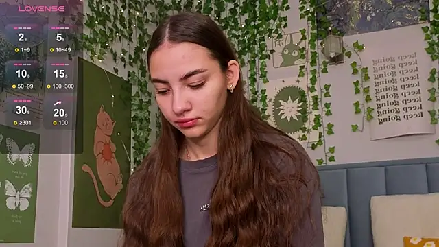 Ashley Pierce online show from 12-14-25, 04:07