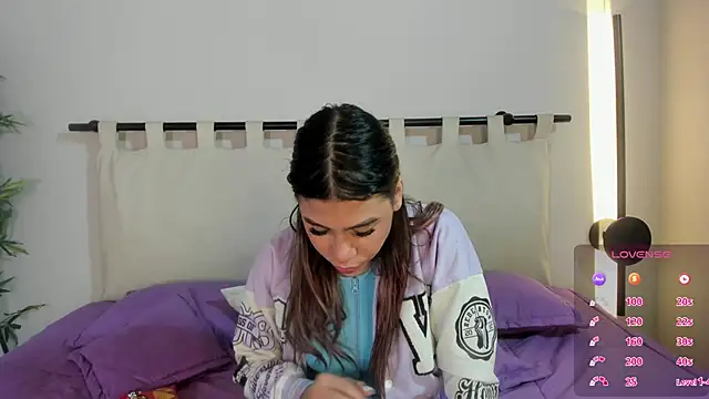 Rachell criss online show from 02-22-26, 04:02