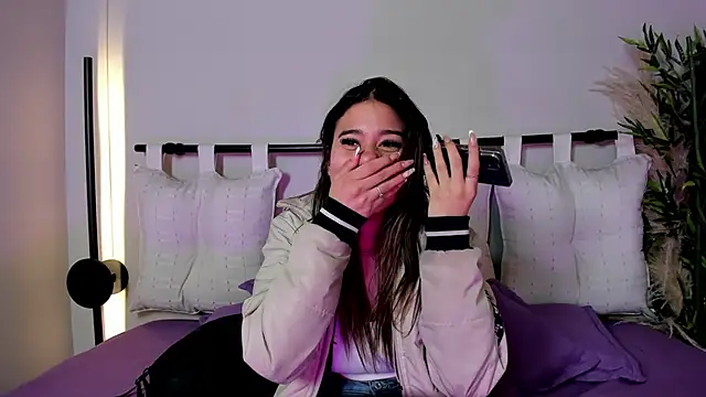 Rachell criss online show from 03-22-26, 04:05