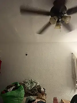 Nia Desire online show from 12-23-25, 06:00