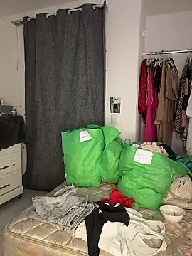 Nia Desire online show from 01-13-26, 06:18