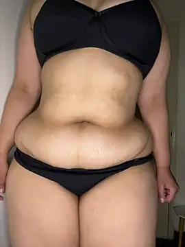 Snapshot of prernaa_love chatting on 02-10-26, 04:33 prernaa love online show from 02-10-26, 04:33