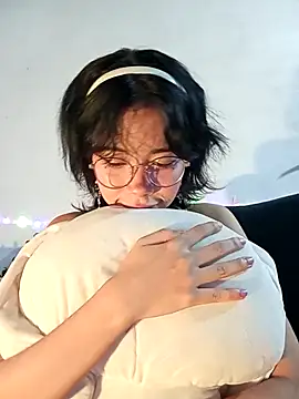 dolliette24 online show from 01-18-26, 04:27