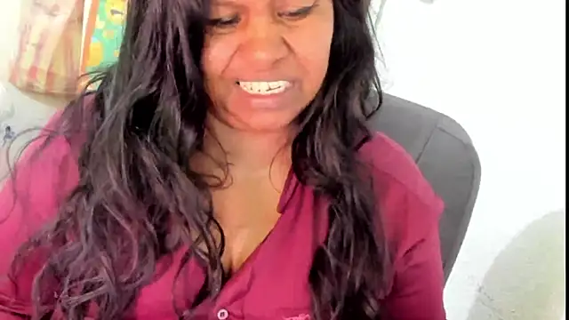 Snapshot of ebonylouissexyhot chatting on 09-20-25, 10:22 ebonylouissexyhot online show from 09-20-25, 10:22