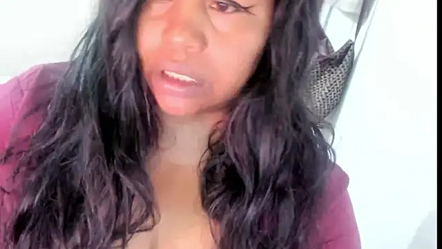 Snapshot of ebonylouissexyhot chatting on 10-03-25, 10:29 ebonylouissexyhot online show from 10-03-25, 10:29