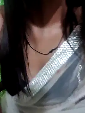 Snapshot of Raj-kumari chatting on 09-19-25, 04:58 Raj-kumari online show from 09-19-25, 04:58