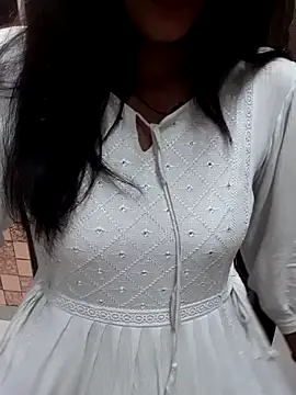 Snapshot of Raj-kumari chatting on 09-24-25, 06:44 Raj-kumari online show from 09-24-25, 06:44