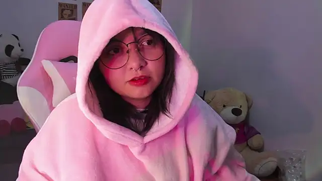 Lolii Zoe online show from 11-22-25, 02:21