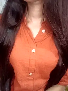 Snapshot of Queen_Pooja7 chatting on 09-15-25, 03:34 Queen Pooja7 online show from 09-15-25, 03:34