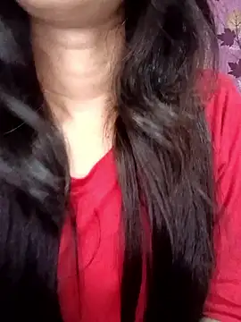 Snapshot of Queen_Pooja7 chatting on 09-18-25, 04:42 Queen Pooja7 online show from 09-18-25, 04:42