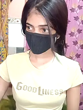 Snapshot of Queen_Pooja7 chatting on 10-04-25, 04:27 Queen Pooja7 online show from 10-04-25, 04:27