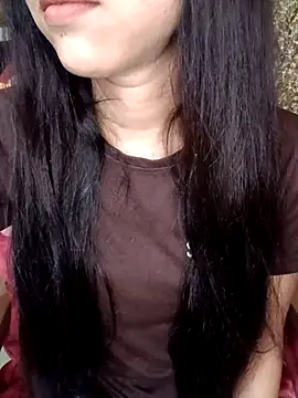 Snapshot of Queen_Pooja7 chatting on 10-05-25, 02:59 Queen Pooja7 online show from 10-05-25, 02:59