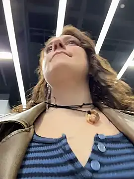 lucy-joy online show from 03-19-26, 09:24