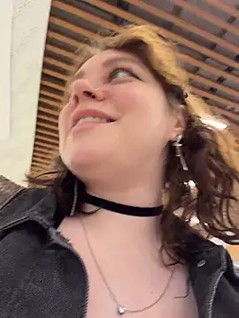lucy-joy online show from 05-14-26, 10:33
