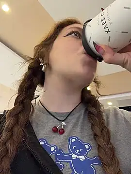 Snapshot of lucy-joy chatting on 07-17-26, 10:11 lucy-joy online show from 07-17-26, 10:11
